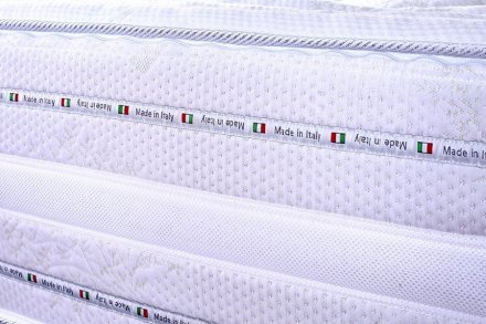 Матрас безпружинний Pullman 160х195х35 см