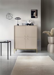 Комод високий Perfect Home Моно / Mono 4-дверний з золотими ніжками MK104 Беж пісочний (PFH-091203) Комод високий Perfect Home Моно / Mono 4-дверний з золотими ніжками MK104 Беж пісочний (PFH-091203)