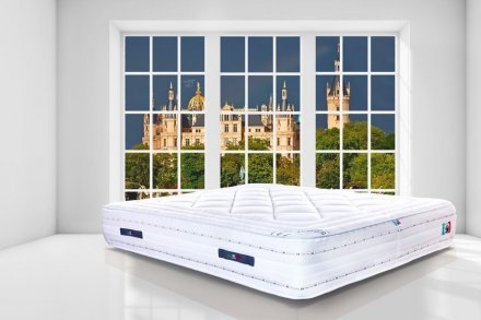 Матрас безпружинний Pullman 170х195х35 см