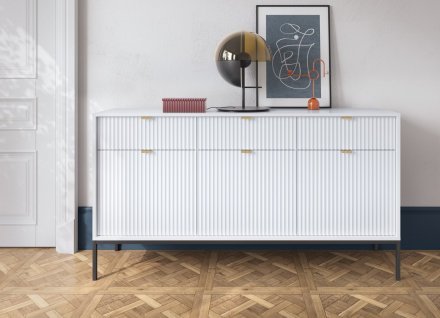 Комод Perfect Home Нова / Nova 3-дверний з 3 шухлядами і чорними ніжками KSZ154 Білий (PFH-091240) Комод Perfect Home Нова / Nova 3-дверний з 3 шухлядами і чорними ніжками KSZ154 Білий (PFH-091240)