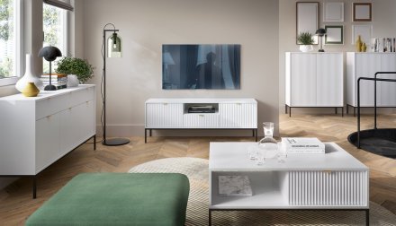 Комод високий Perfect Home Нова / Nova 2-дверний з чорними ніжками K104 Білий (PFH-091232) Комод високий Perfect Home Нова / Nova 2-дверний з чорними ніжками K104 Білий (PFH-091232)