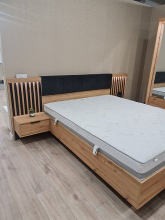 Ліжко (каркас) Perfect Home Таллі / Tally 160 з м'яким ізголів'ям двоспальне Дуб артизан/антрацит (PFH-091099) Ліжко (каркас) Perfect Home Таллі / Tally 160 з м'яким ізголів'ям двоспальне Дуб артизан/антрацит (PFH-091099)