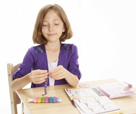 Мини-набор для творчества Браслеты-фенички Melissa & Doug MD9422 Мини-набор для творчества Браслеты-фенички Melissa & Doug MD9422