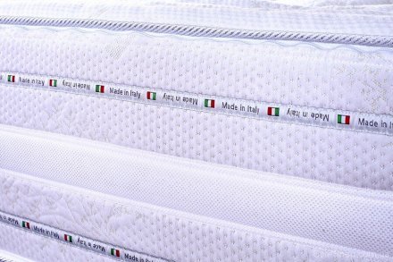 Матрас безпружинний Pullman 200х200х35 см