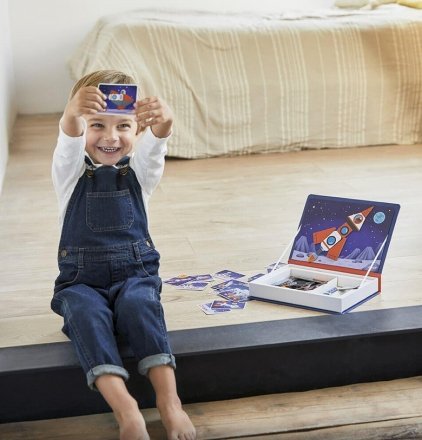 Магнітна книга Космос J02589