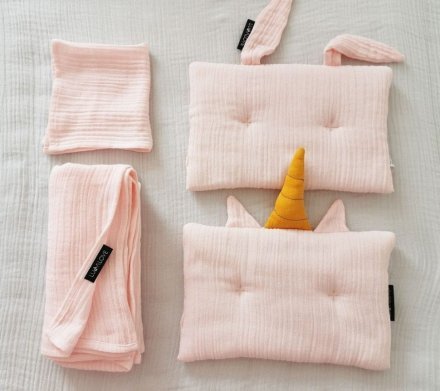 Подушка-єдиноріг муслінова 20x30 см Powder Pink lullalove-7521